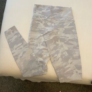 Lulu lemon leggings